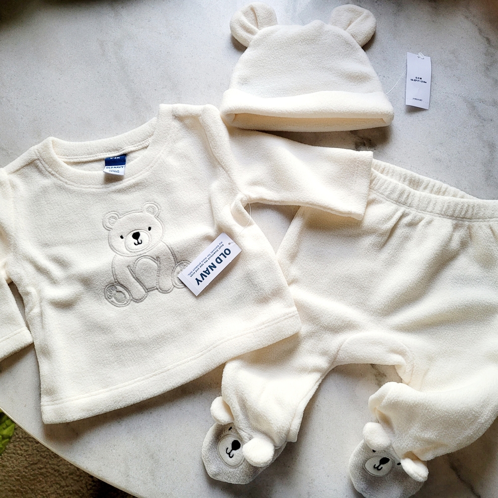 SOLD✅️Cozy Bear Baby Outfit